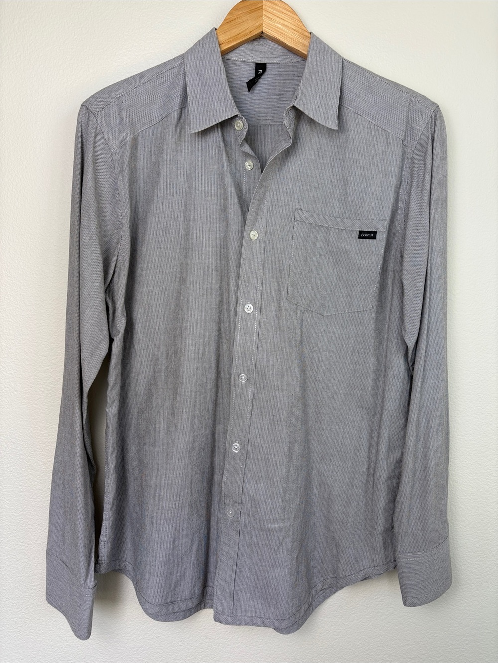 RVCA Men's Pinstripe Long Sleeve Button Up Shirt Grey White Relaxed Fit Size M